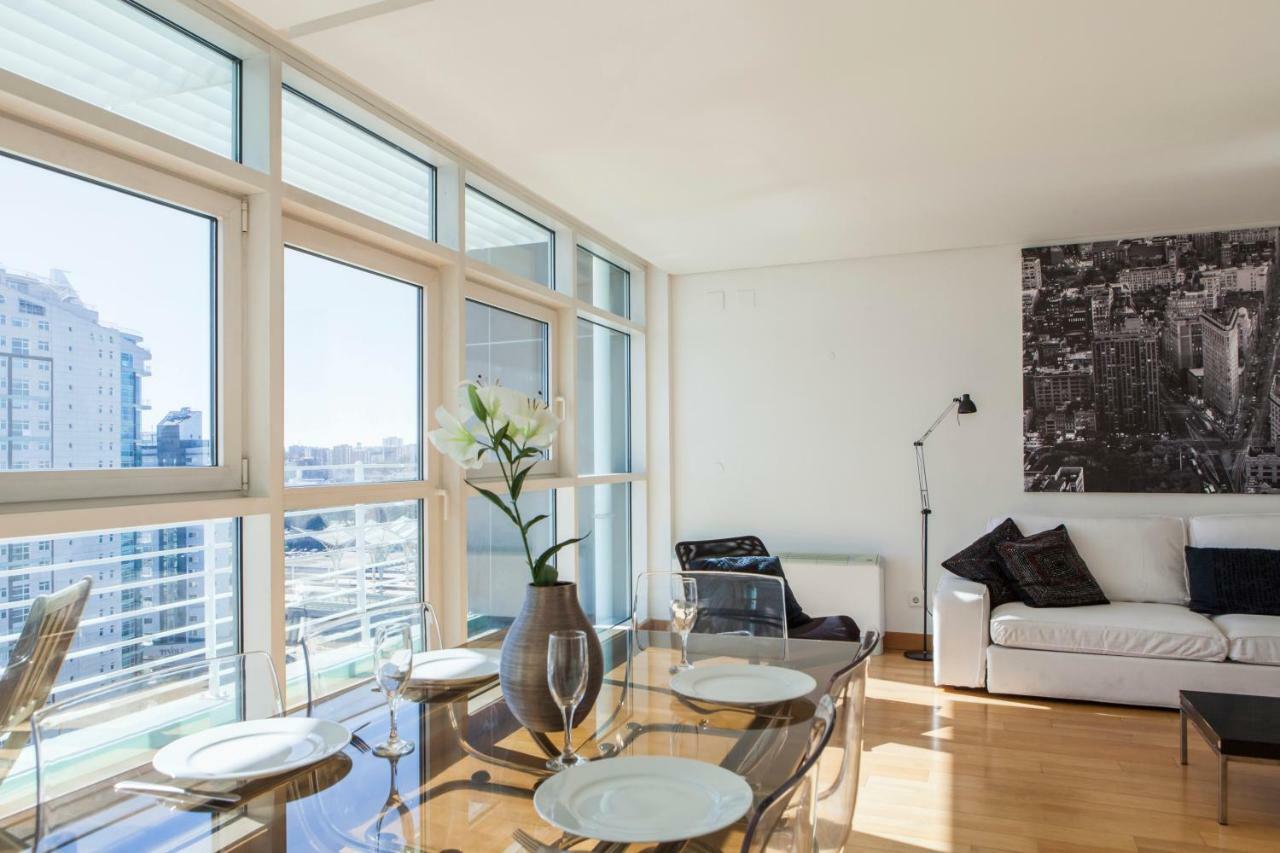 Rent4Rest Lisbon Parque Das Nacoes 17Th Floor River View מראה חיצוני תמונה