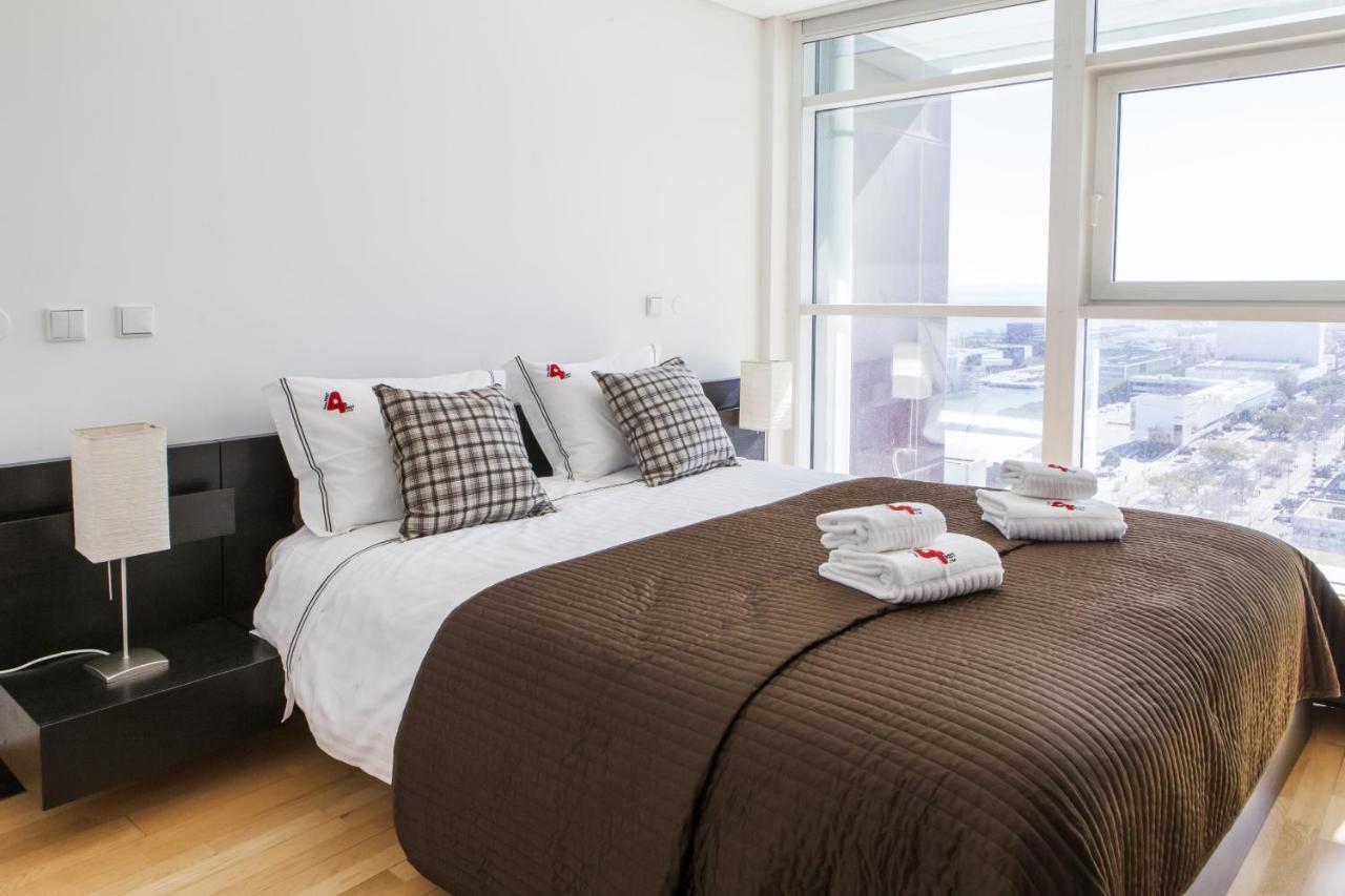 Rent4Rest Lisbon Parque Das Nacoes 17Th Floor River View מראה חיצוני תמונה